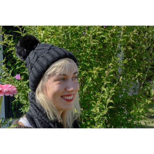 Women’s Cable Knit Hat & Infinity Scarf Set – Fuzzy Lined Winter